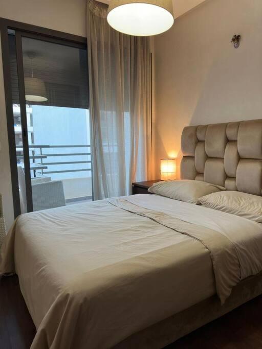Apartamento Stylish 2 Bedroom, In The Heart Of